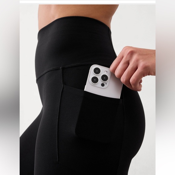 ATHLETA SALUTATION STASH HIGH RISE 7/8 LEGGING - Picture 3 of 12